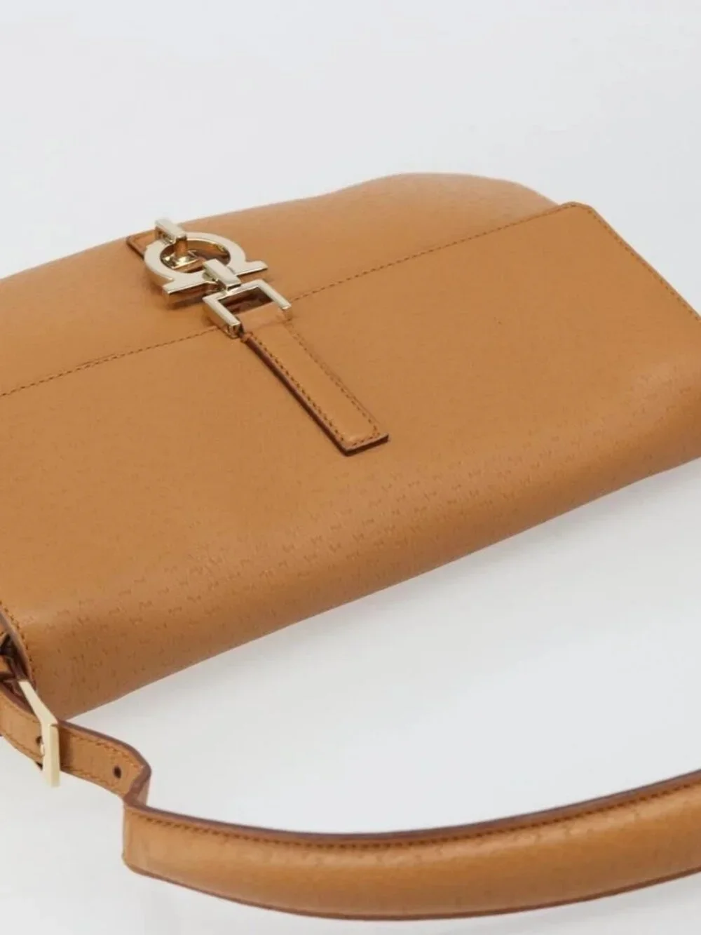 Salvatore Ferragamo Gancini Shoulder Bag Leather Brown Gold Auth 186271A
